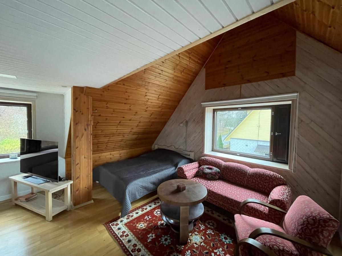 Koidula Kodumajutus Rakvere Exterior foto
